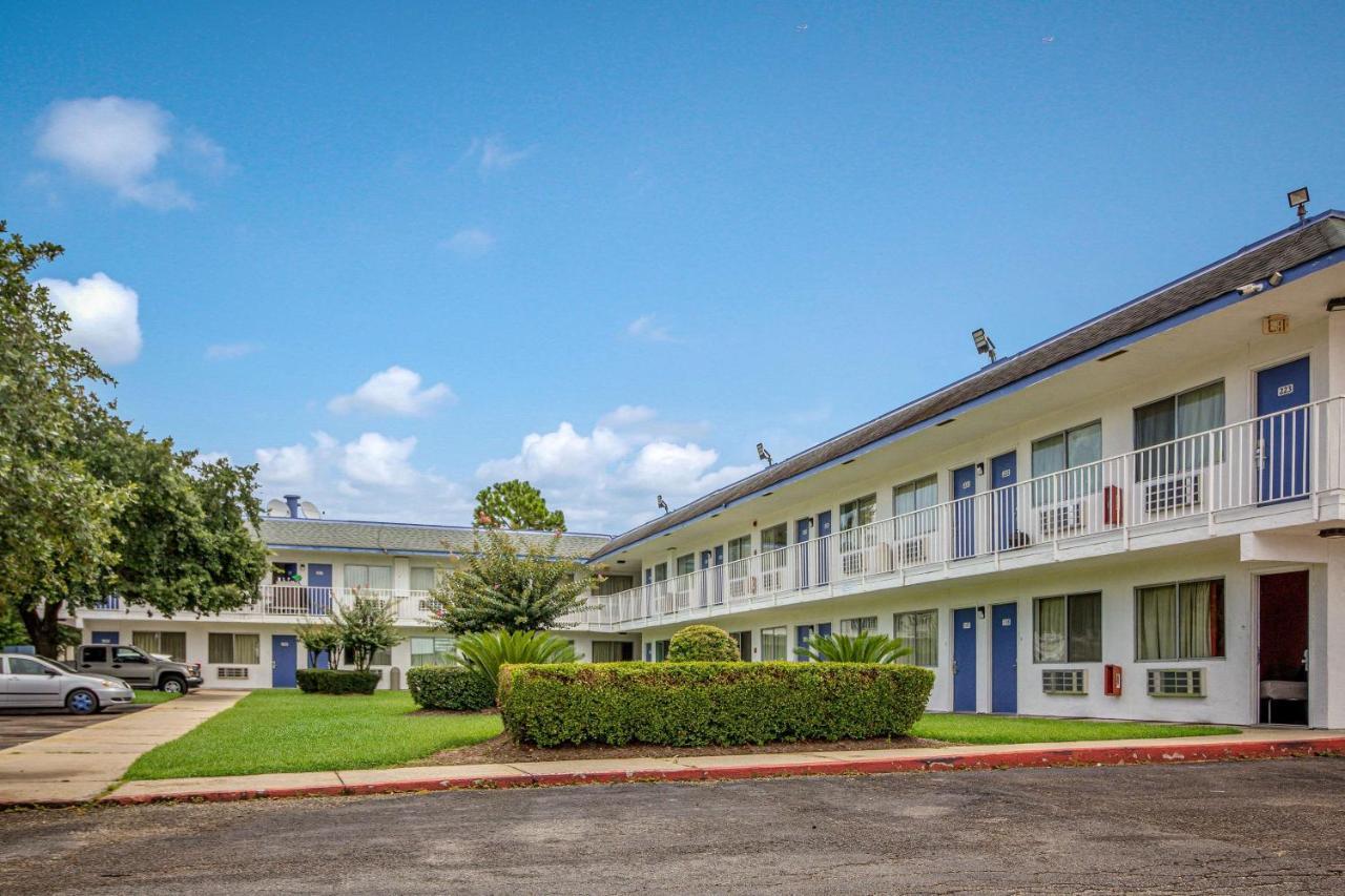 Motel 6-Conroe, Tx מראה חיצוני תמונה
