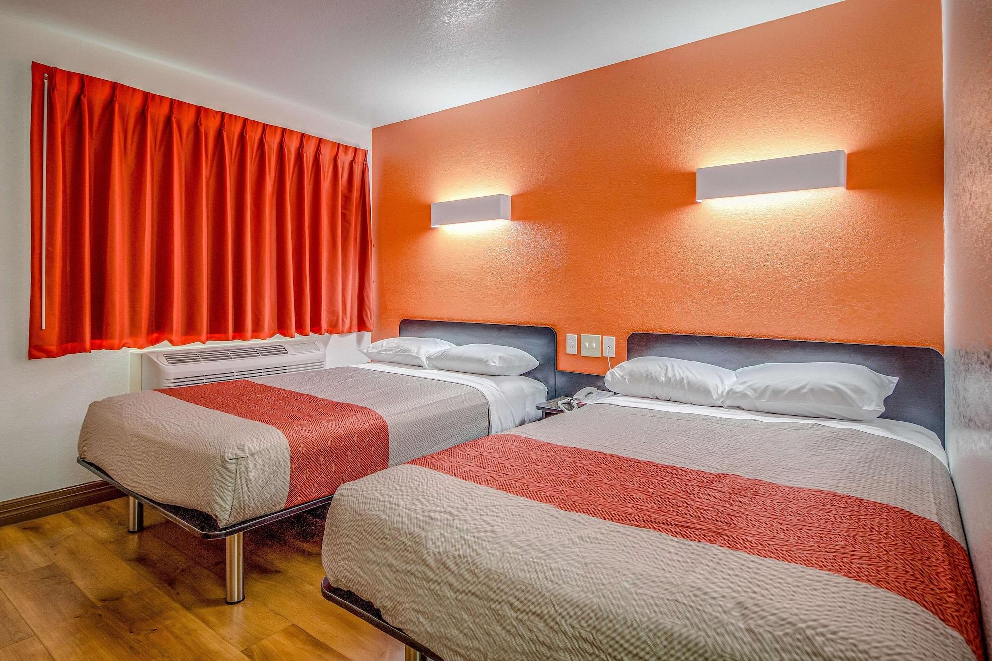 Motel 6-Conroe, Tx מראה חיצוני תמונה