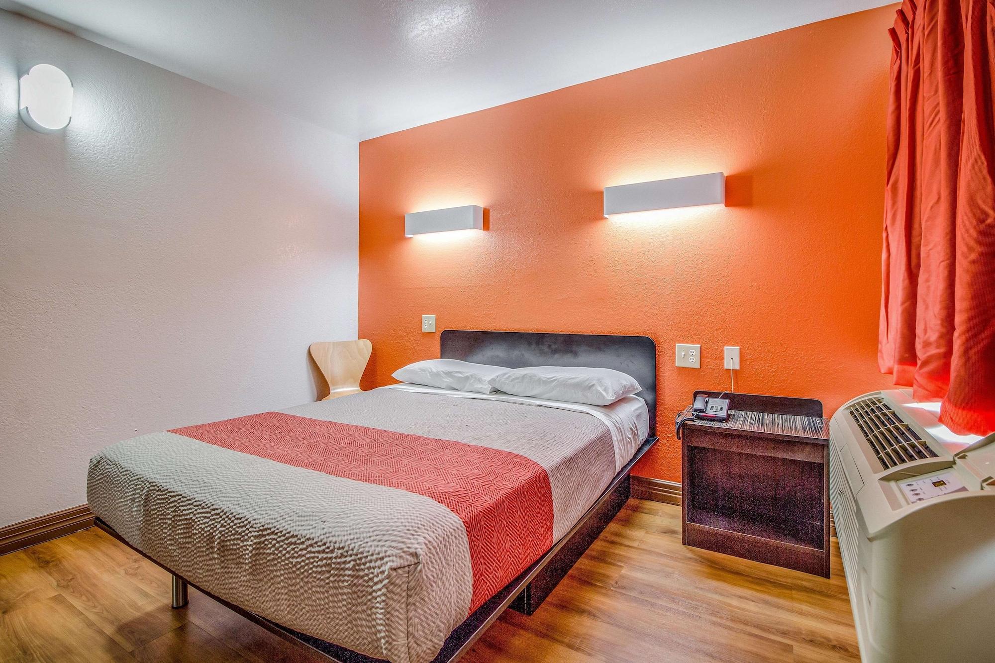 Motel 6-Conroe, Tx מראה חיצוני תמונה